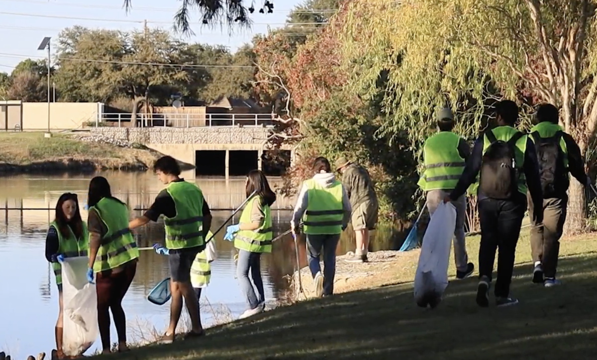 Richland students clean campus grounds.